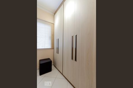 Casa à venda com 235m², 3 quartos e 4 vagas Casa à venda com 235m², 3 quartos e 4 vagasCloset da Suíte 1