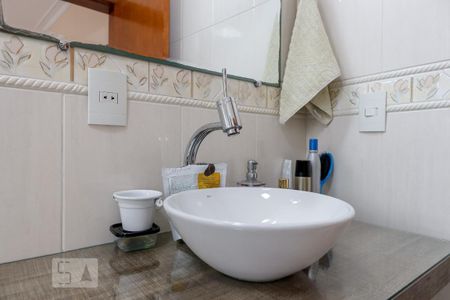 Casa à venda com 235m², 3 quartos e 4 vagas Casa à venda com 235m², 3 quartos e 4 vagasBanheiro da Suíte 1