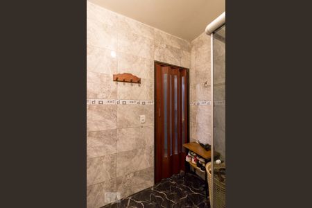 Casa à venda com 130m², 4 quartos e 2 vagasBanheiro social 2