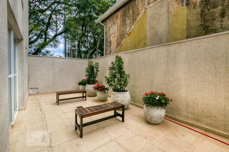 Apartamento para alugar com 75m², 2 quartos e 1 vagaÁrea comum - Salão de festas