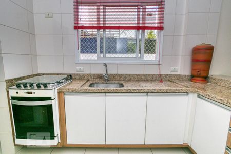 Apartamento para alugar com 75m², 2 quartos e 1 vagaCozinha