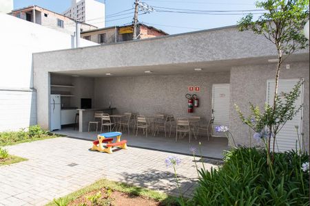 Apartamento à venda com 38m², 2 quartos e sem vagaChurrasqueira
