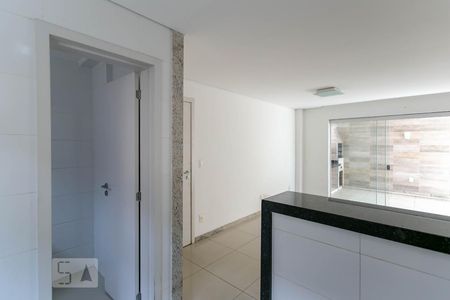 Cozinha de apartamento à venda com 3 quartos, 90m² em Ouro Preto, Belo Horizonte