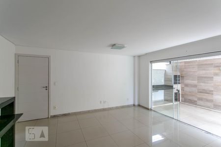 Sala de apartamento à venda com 3 quartos, 90m² em Ouro Preto, Belo Horizonte