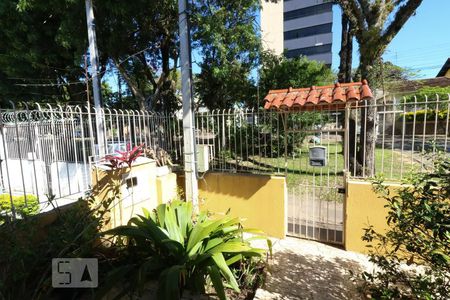 Vista da Sala de casa à venda com 4 quartos, 233m² em Vila Ipiranga, Porto Alegre