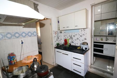 Casa à venda com 267m², 4 quartos e 4 vagasCozinha do Anexo