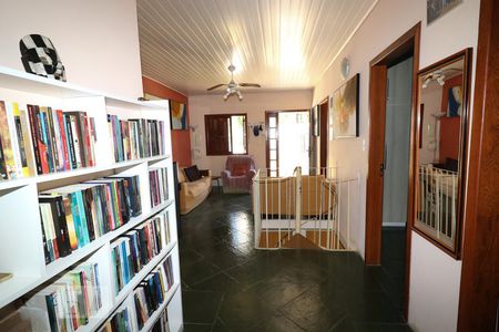 Sala de casa à venda com 4 quartos, 233m² em Vila Ipiranga, Porto Alegre
