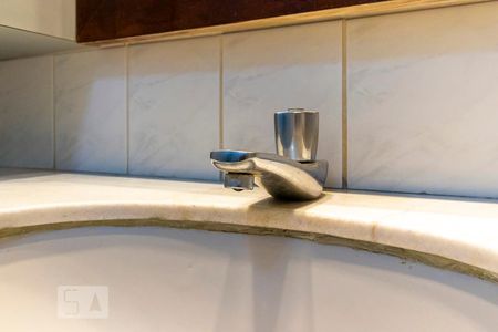 Apartamento para alugar com 90m², 3 quartos e 1 vagaBanheiro - Torneira