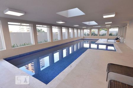 Apartamento à venda com 78m², 2 quartos e 2 vagas Apartamento à venda com 78m², 2 quartos e 2 vagasÁrea comum - Piscina coberta