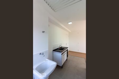 Apartamento para alugar com 46m², 2 quartos e 1 vaga Apartamento para alugar com 46m², 2 quartos e 1 vagaCozinha e Lavanderia