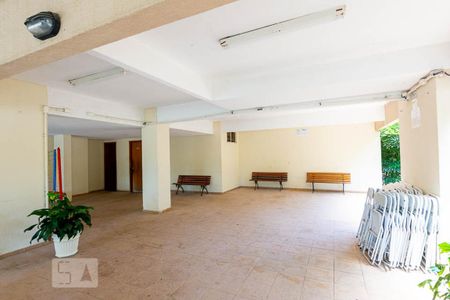 Apartamento para alugar com 65m², 2 quartos e 1 vaga Apartamento para alugar com 65m², 2 quartos e 1 vagaÁrea comum - Salão de festas