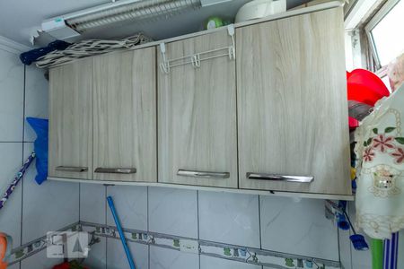 Apartamento à venda com 65m², 2 quartos e 1 vaga Apartamento à venda com 65m², 2 quartos e 1 vagaArmários