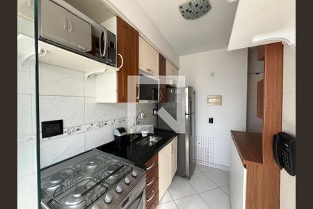 Cozinha de apartamento para alugar com 2 quartos, 50m² em Jacarepaguá, Rio de Janeiro