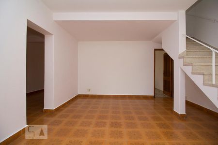 Sala 1 de casa para alugar com 2 quartos, 163m² em Vila Ipojuca, São Paulo