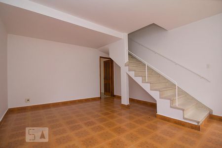 Sala 1 de casa para alugar com 2 quartos, 163m² em Vila Ipojuca, São Paulo