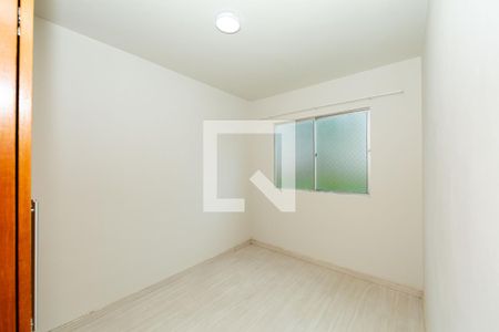 Quarto 2 de apartamento para alugar com 3 quartos, 60m² em Estoril, Belo Horizonte