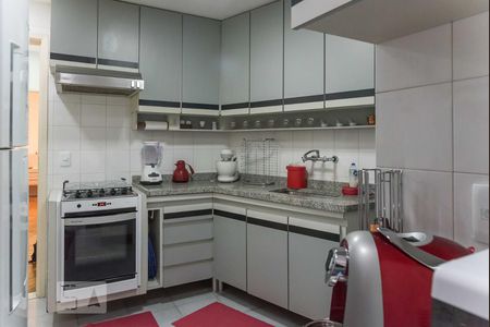 Apartamento à venda com 90m², 2 quartos e sem vaga Apartamento à venda com 90m², 2 quartos e sem vagaCozinha