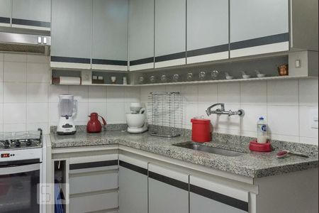 Apartamento à venda com 90m², 2 quartos e sem vaga Apartamento à venda com 90m², 2 quartos e sem vagaCozinha