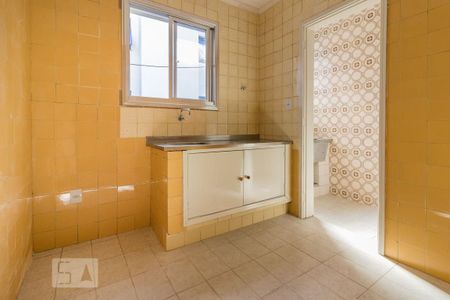 Cozinha de apartamento para alugar com 1 quarto, 1m² em Santana, Porto Alegre