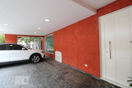 Casa à venda com 263m², 4 quartos e 3 vagas Casa à venda com 263m², 4 quartos e 3 vagasGaragem