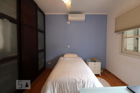 Casa à venda com 263m², 4 quartos e 3 vagas Casa à venda com 263m², 4 quartos e 3 vagasSuíte 1