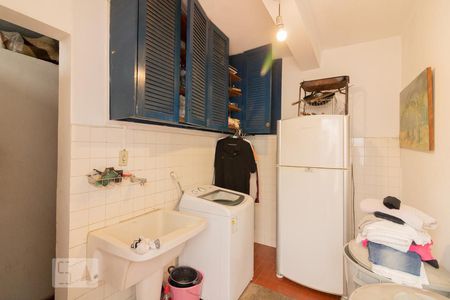 Casa à venda com 220m², 3 quartos e 3 vagas Casa à venda com 220m², 3 quartos e 3 vagasÁrea de Serviço