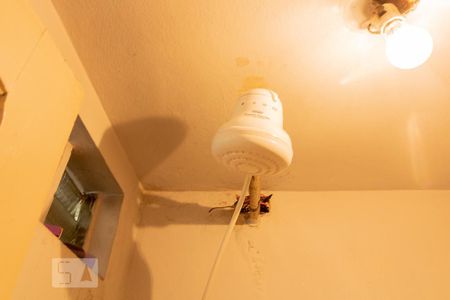 Casa à venda com 220m², 3 quartos e 3 vagas Casa à venda com 220m², 3 quartos e 3 vagasBanheiro de Serviço