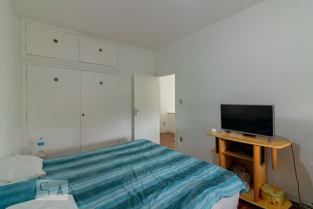 Casa à venda com 220m², 3 quartos e 3 vagas Casa à venda com 220m², 3 quartos e 3 vagasQuarto 2