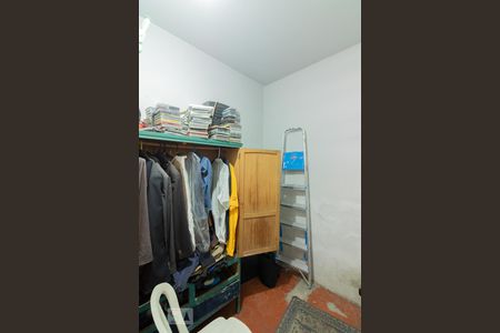 Casa à venda com 220m², 3 quartos e 3 vagas Casa à venda com 220m², 3 quartos e 3 vagasQuarto de Serviço