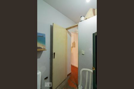 Casa à venda com 220m², 3 quartos e 3 vagas Casa à venda com 220m², 3 quartos e 3 vagasQuarto de Serviço