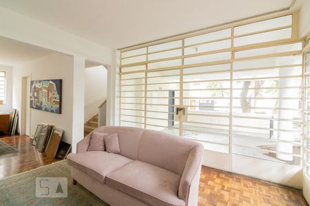Sala de casa à venda com 3 quartos, 220m² em Planalto Paulista, São Paulo