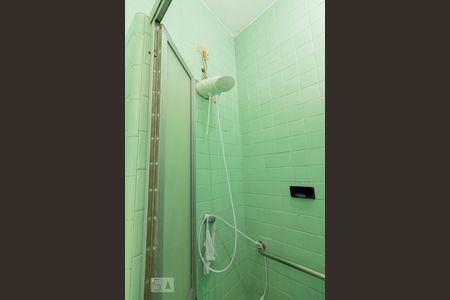 Casa à venda com 220m², 3 quartos e 3 vagas Casa à venda com 220m², 3 quartos e 3 vagasBanheiro