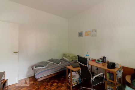 Casa à venda com 220m², 3 quartos e 3 vagas Casa à venda com 220m², 3 quartos e 3 vagasQuarto 3