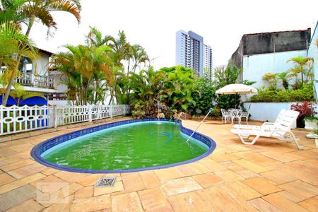 Casa para alugar com 400m², 4 quartos e 30 vagasPiscina