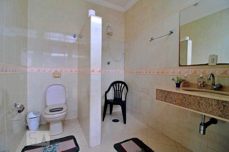 Casa para alugar com 400m², 4 quartos e 30 vagasBanheiro 3