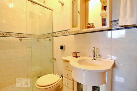 Casa para alugar com 400m², 4 quartos e 30 vagasBanheiro 1