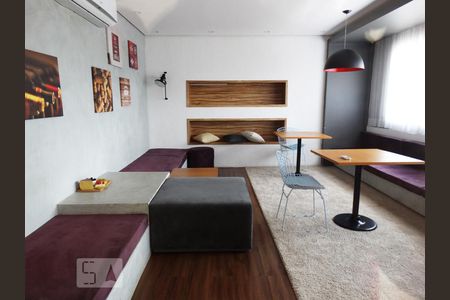 Apartamento para alugar com 33m², 1 quarto e 1 vagaÁrea comum