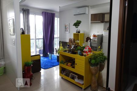 Sala de apartamento para alugar com 1 quarto, 33m² em Setor Bueno, Goiânia