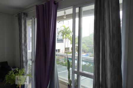 Sala de apartamento para alugar com 1 quarto, 33m² em Setor Bueno, Goiânia