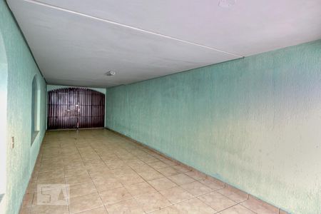 Garagem de casa para alugar com 3 quartos, 300m² em Tarumã, Curitiba