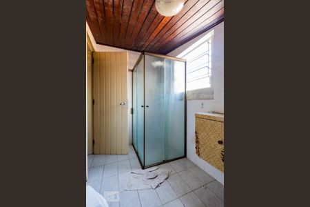Casa para alugar com 380m², 4 quartos e 2 vagas Casa para alugar com 380m², 4 quartos e 2 vagasBanheiro 2