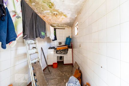 Casa para alugar com 380m², 4 quartos e 2 vagas Casa para alugar com 380m², 4 quartos e 2 vagasÁrea de Serviço 2