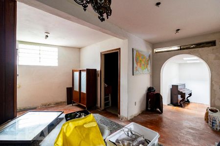 Casa para alugar com 380m², 4 quartos e 2 vagas Casa para alugar com 380m², 4 quartos e 2 vagasSala 3