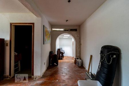Casa para alugar com 380m², 4 quartos e 2 vagas Casa para alugar com 380m², 4 quartos e 2 vagasSala 3