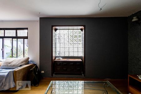 Sala de casa para alugar com 4 quartos, 380m² em Jardim Prudência, São Paulo