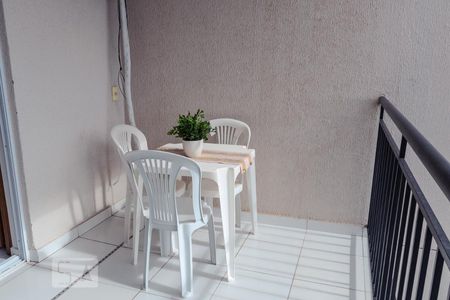 Varanda da Sala de apartamento para alugar com 3 quartos, 75m² em Setor Faiçalville, Goiânia