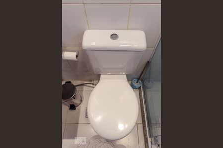 Apartamento para alugar com 75m², 3 quartos e 1 vagaDetalhe - Banheiro da Suíte