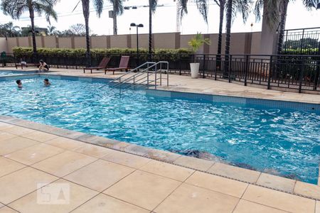 Apartamento para alugar com 75m², 3 quartos e 1 vagaÁrea comum - Piscina