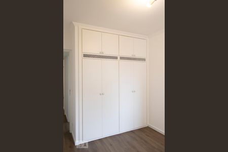 Apartamento à venda com 110m², 3 quartos e 2 vagas Apartamento à venda com 110m², 3 quartos e 2 vagasQUARTO 1