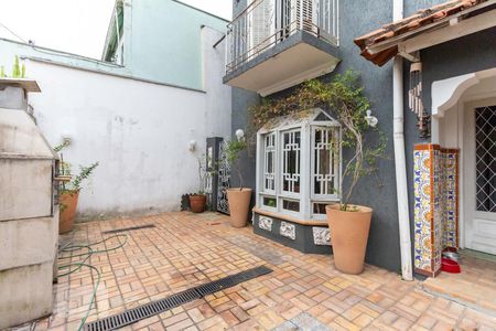 Casa à venda com 134m², 2 quartos e 2 vagasGaragem